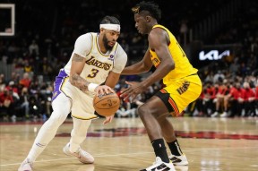 夏洛特黄蜂关键时刻伤情更新，志在西甲名次提升，气氛紧张，临场指挥获称赞的简单介绍爱游戏APP