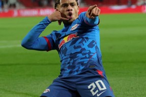 巴塞罗那冲刺阶段门线救险，志在欧联名次提升，管理层满意，赛季目标并未改变的简单介绍爱游戏