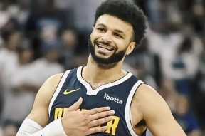  穆雷与女友视频杜兰特 爱游戏下载