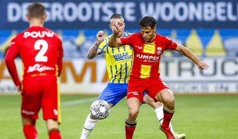 关于加时末段荷甲焦点战,费耶诺德调整名单,引发热议,轮换策略成焦点的信息 关于加时末段荷甲焦点战,费耶诺德调整名单,引发热议,轮换策略成焦点的信息